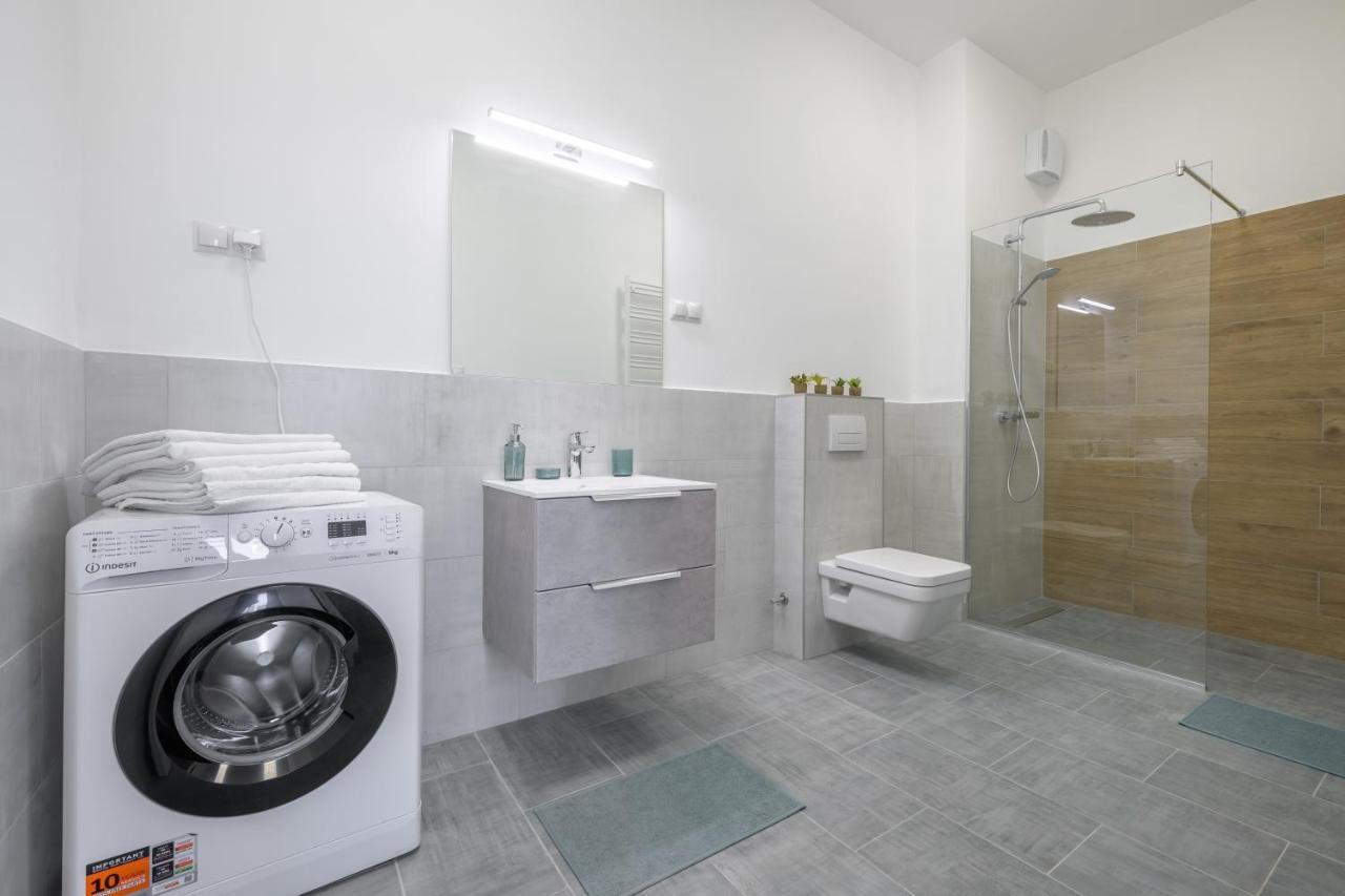 Millenium Spa Relax Apartment บูดาเปสต์ ภายนอก รูปภาพ